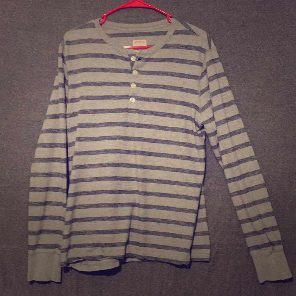 Striped long sleeve tee